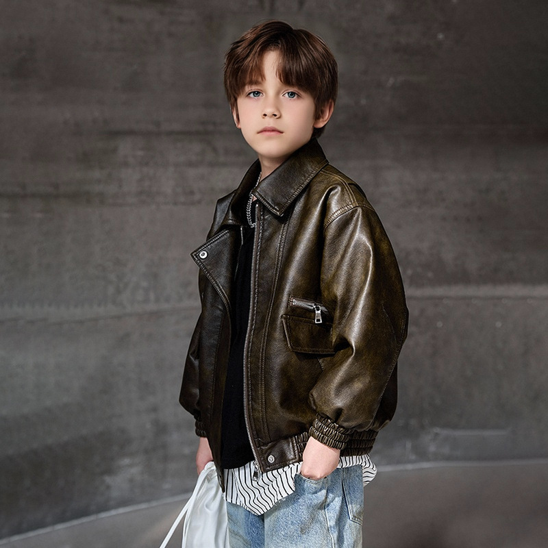Streetwear Brand With A Logo - Abrigo impermeable a prueba de viento