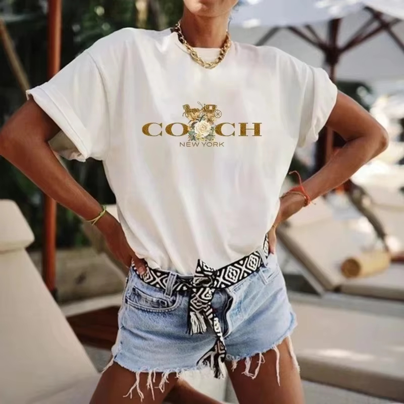 Streetwear Brand With A Logo - Camiseta de algodón con logotipo de