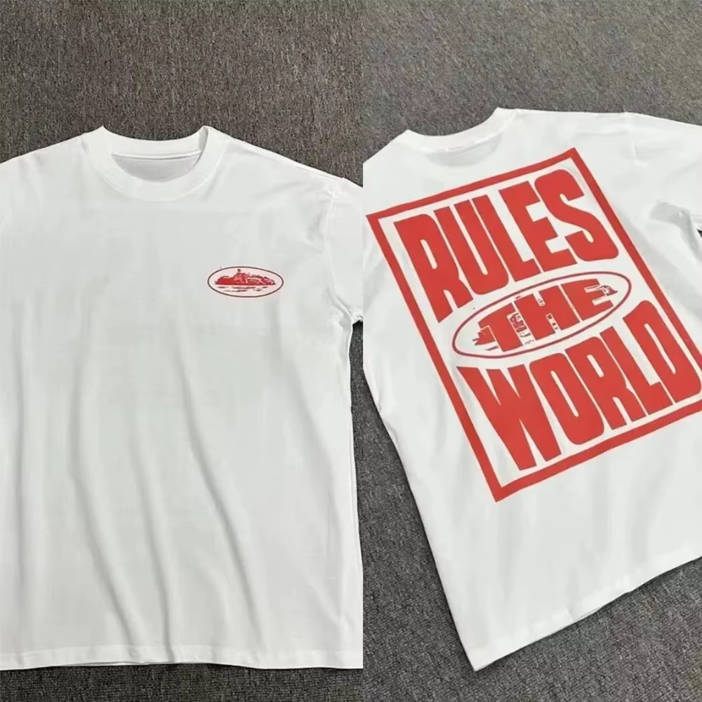 Streetwear Brand With A Logo - Camiseta Blanca Clásica Retro con Logotipo