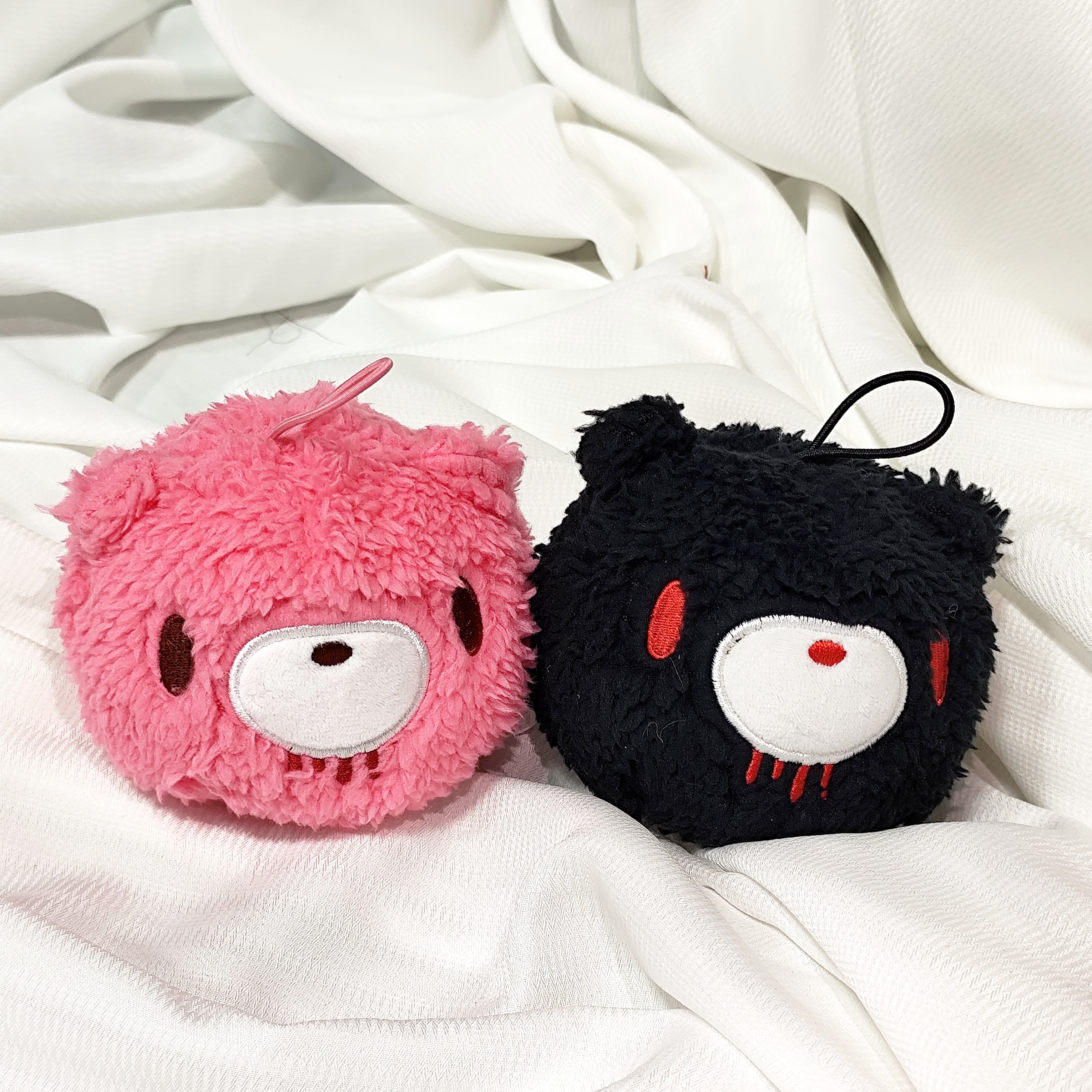 Streetwear Brand Accessories - Lindos peluches de oso: uno rosa,