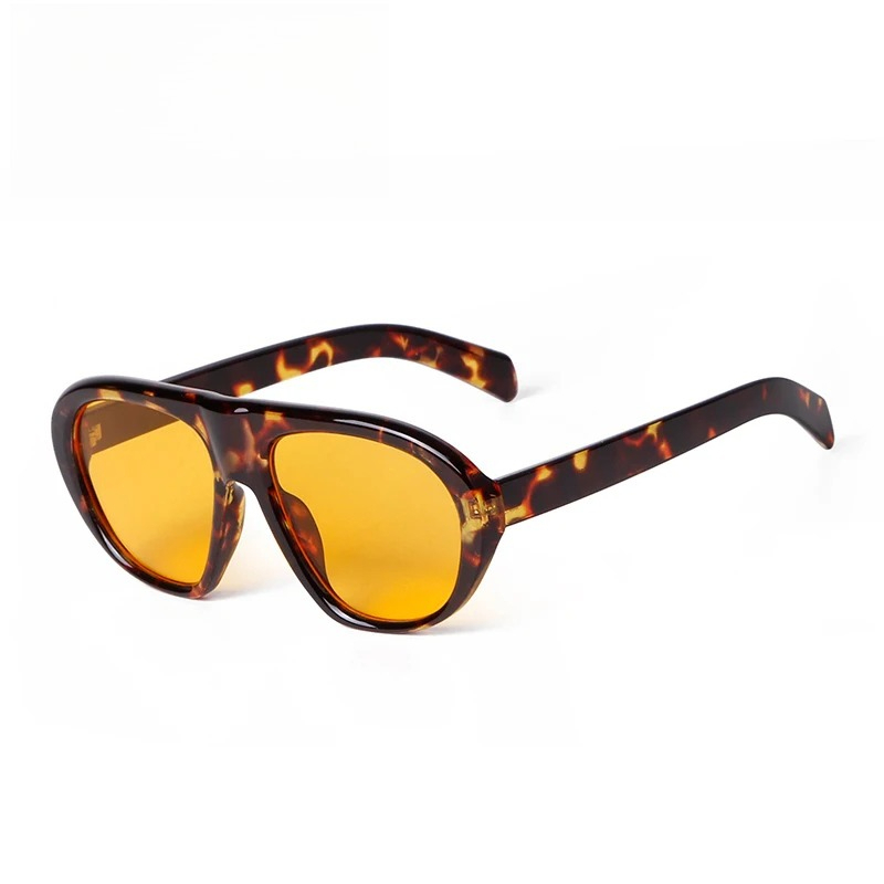 Gafas de Sol ZXIAC con Marco R - Streetwear Brand Photoshoot reseña y precio