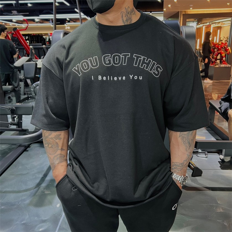 Camiseta holgada de marca core - Streetwear Brand Korea reseña y precio
