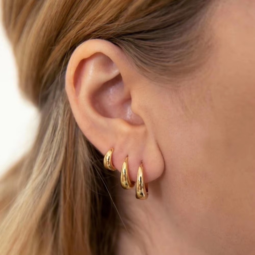 Pendientes de aro elipse geomé - Streetwear Brand Accessories reseña y precio
